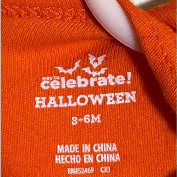 Infant Girl Halloween Themed Onesie w/ Black & Orange Tulle Tutu - Picture 3 of 3